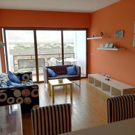 Surfhouse Hostel Famara Teguise  Esterno foto