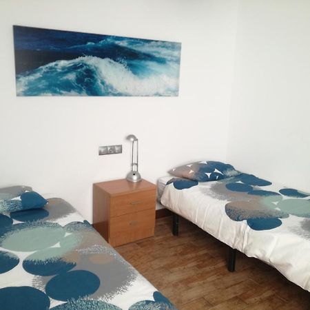 Surfhouse Hostel Famara Teguise  Esterno foto