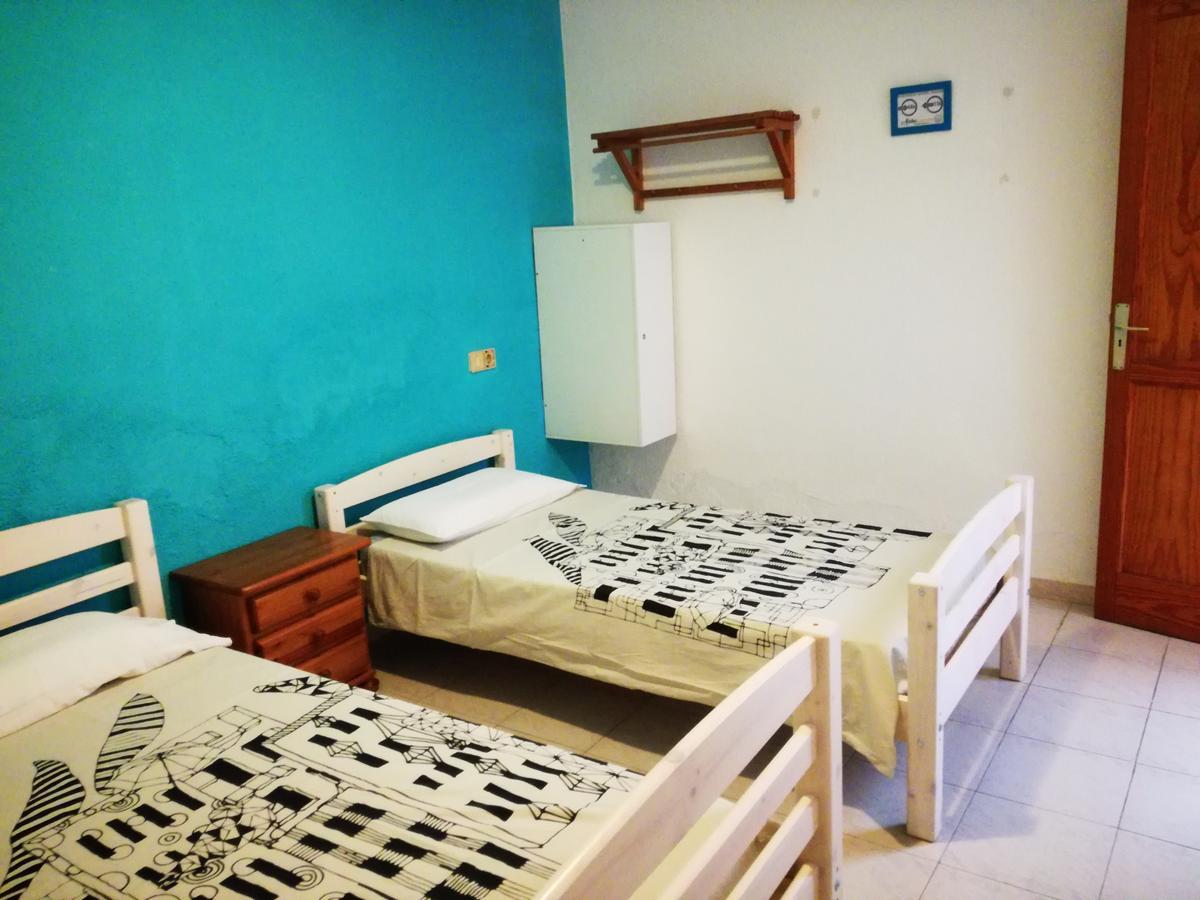 Surfhouse Hostel Famara Teguise  Esterno foto
