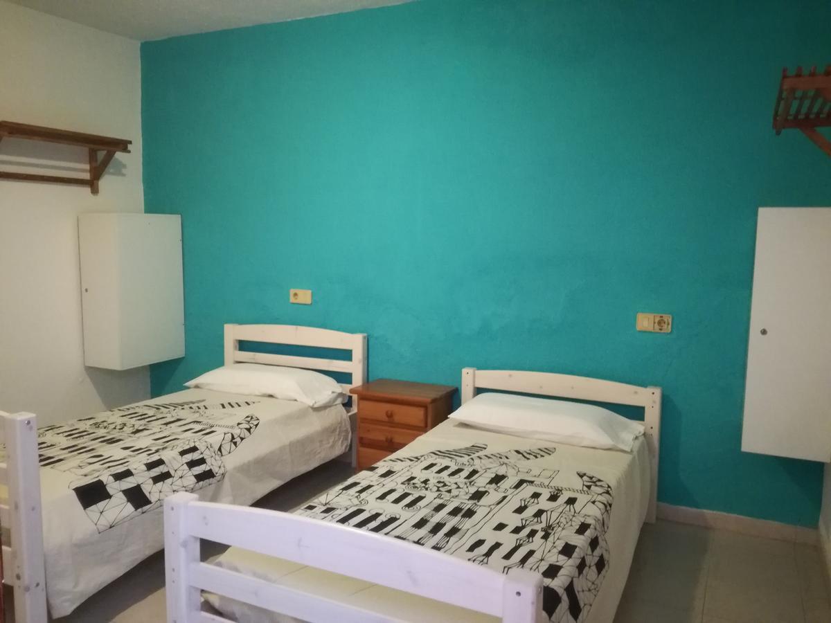 Surfhouse Hostel Famara Teguise  Esterno foto