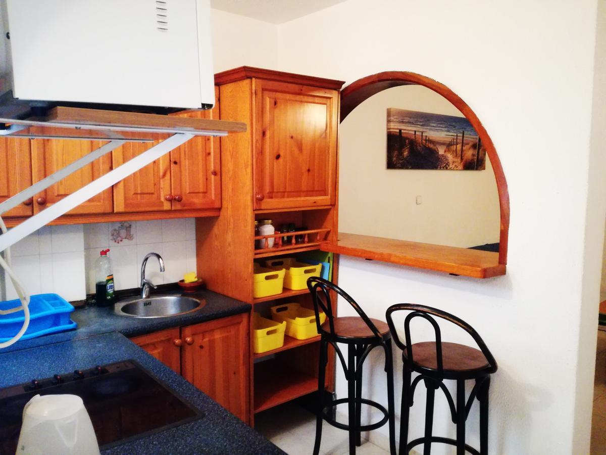 Surfhouse Hostel Famara Teguise  Esterno foto