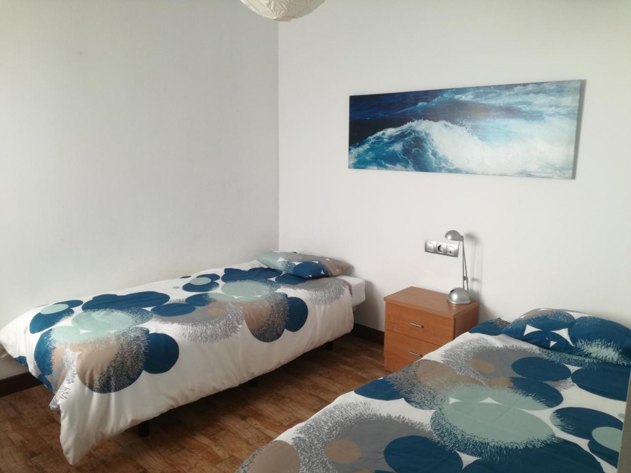Surfhouse Hostel Famara Teguise  Esterno foto